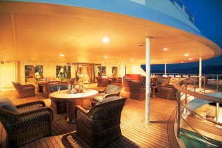 ALEXANDER Deck